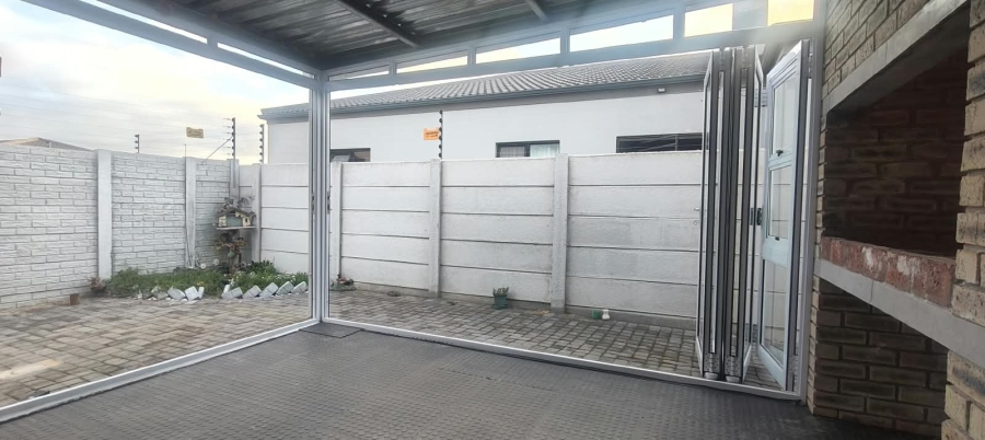 3 Bedroom Property for Sale in Fairview Eastern Cape